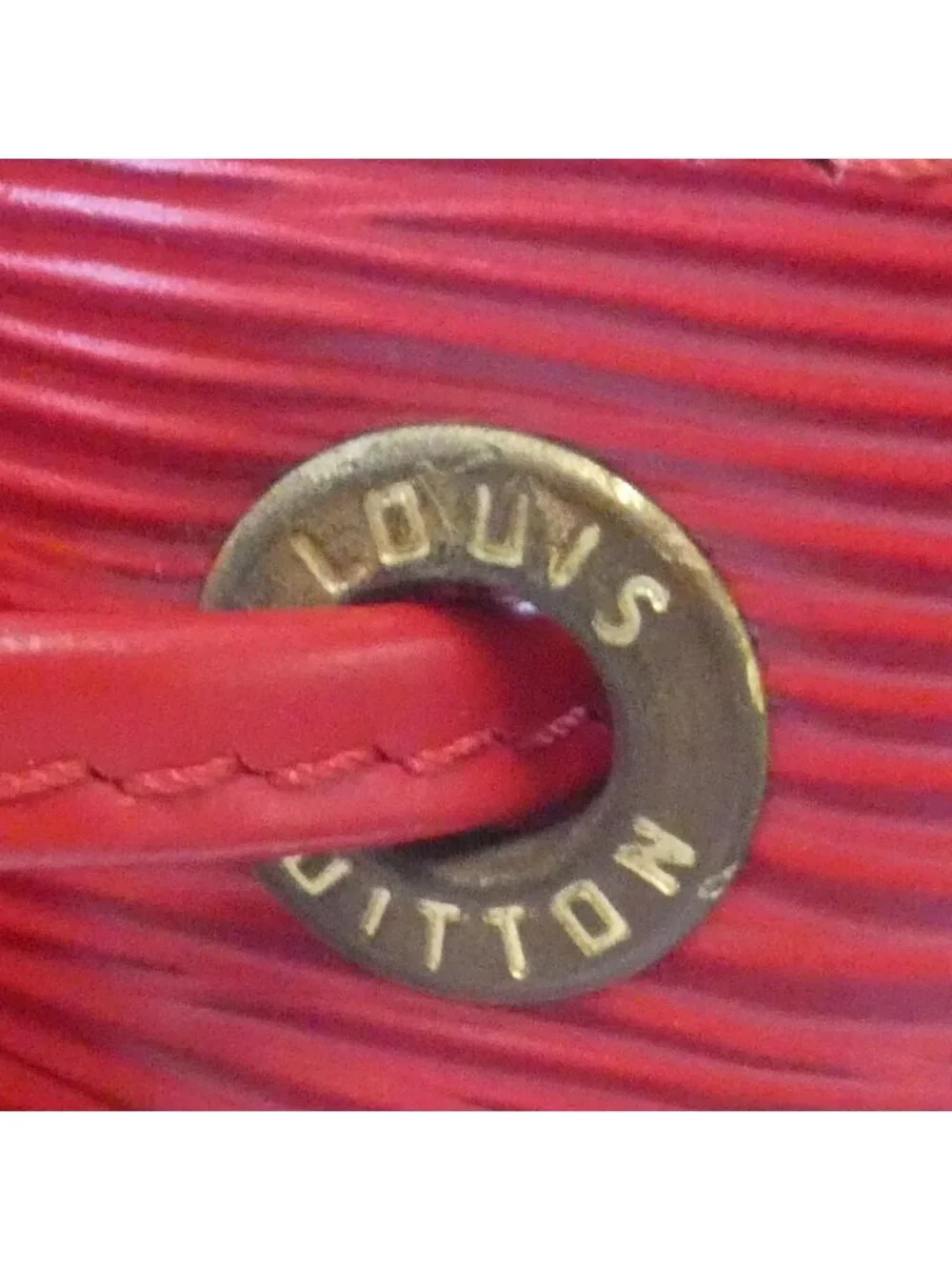 Louis Vuitton Epi Petit Noe Shoulder